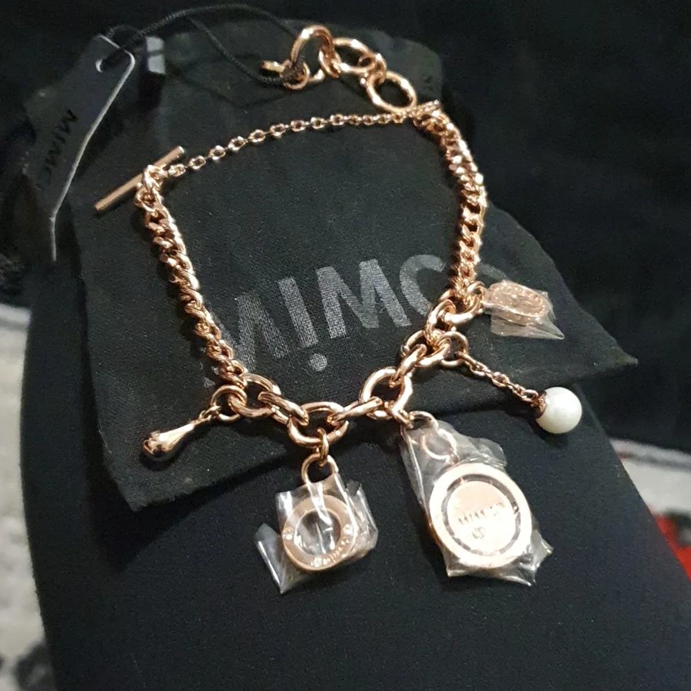 Mimco rose gold braclet - Picture 4 of 9